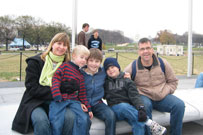 image of Pete and Jan with James, Will and Charlie at the Washington Monument in DC