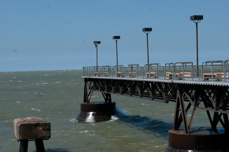 Horizontal view of pier at Edgewater Park