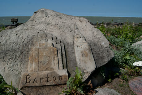 Edgewater Park, Rock Art Memorial