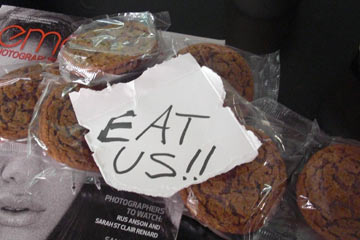 Pastry marked with a sign saying "eat us"