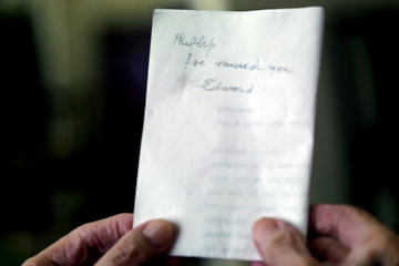 Hand-written note from Days With My Father - Phillip Toledano